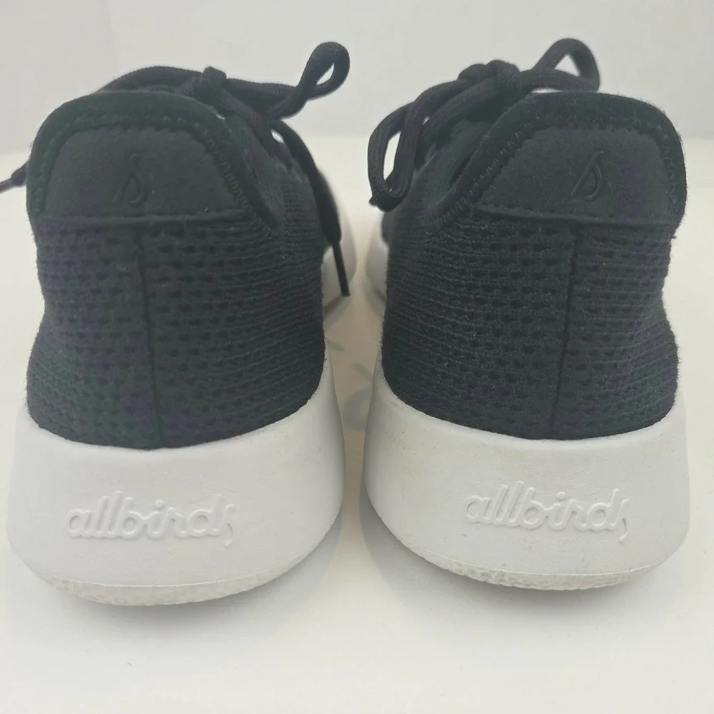 Allbirds Tree Runners Womens Size 7 Black White Lightweight Sustainable Sneakers